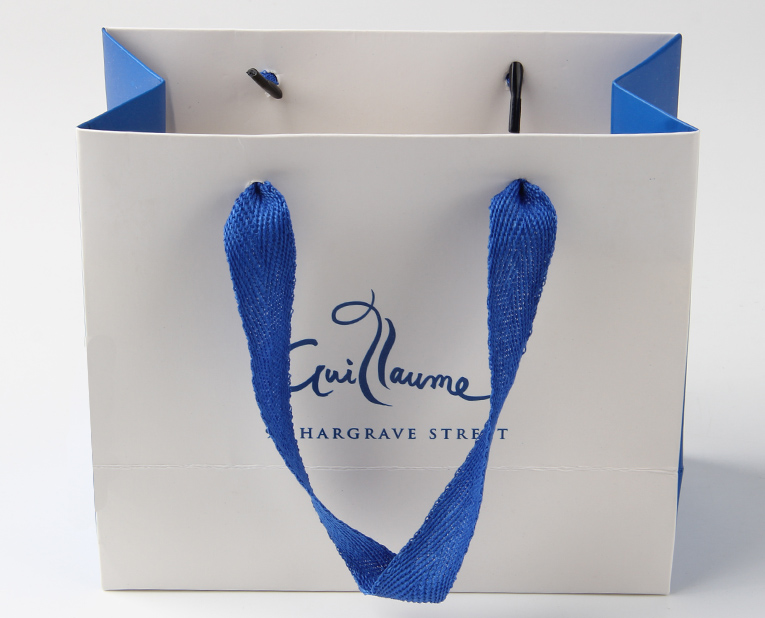 印刷紙袋工廠認(rèn)準(zhǔn)廣州駿業(yè)包裝 印刷紙袋工廠認(rèn)準(zhǔn)廣州駿業(yè)包裝