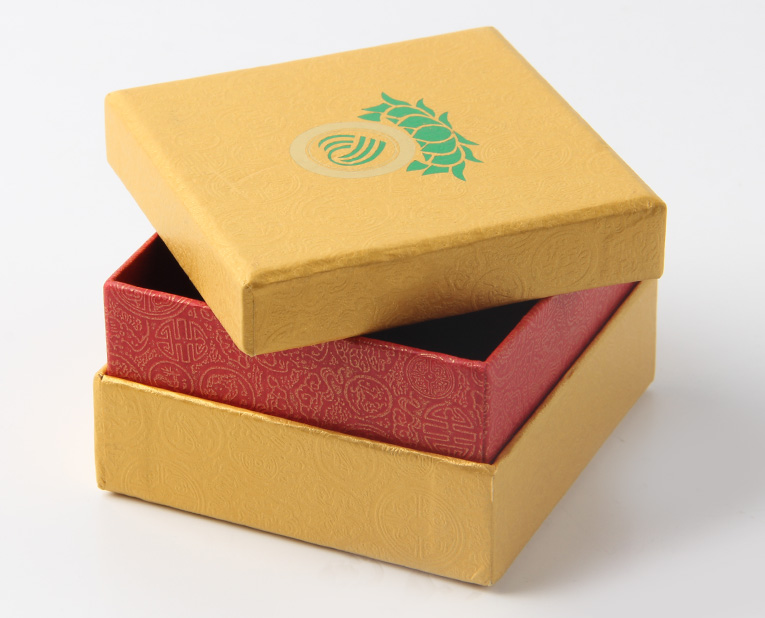 檢驗(yàn)戒指禮品盒工廠是否合格的兩個(gè)小訣竅 檢驗(yàn)戒指禮品盒工廠是否合格的兩個(gè)小訣竅