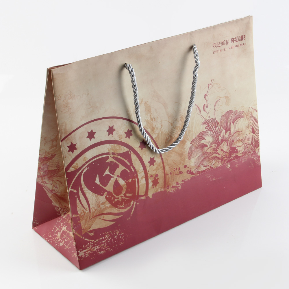 一個(gè)茶葉紙袋，看看生產(chǎn)廠家如何透過(guò)顏色展示優(yōu)勢(shì)