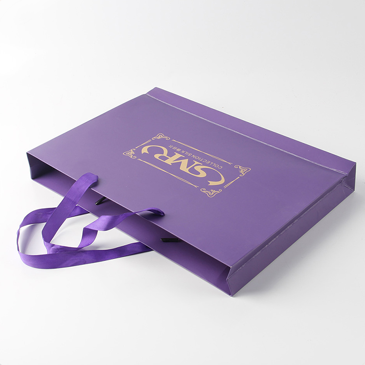 襯衫的紙袋為什么生產(chǎn)廠家建議要以2件的尺寸標(biāo)準(zhǔn)更好？