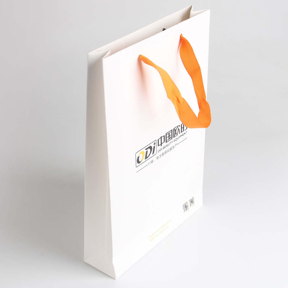 化妝品創業者的標桿,紙袋工廠很榮幸見證了它的誕生 化妝品創業者的標桿,紙袋工廠很榮幸見證了它的誕生