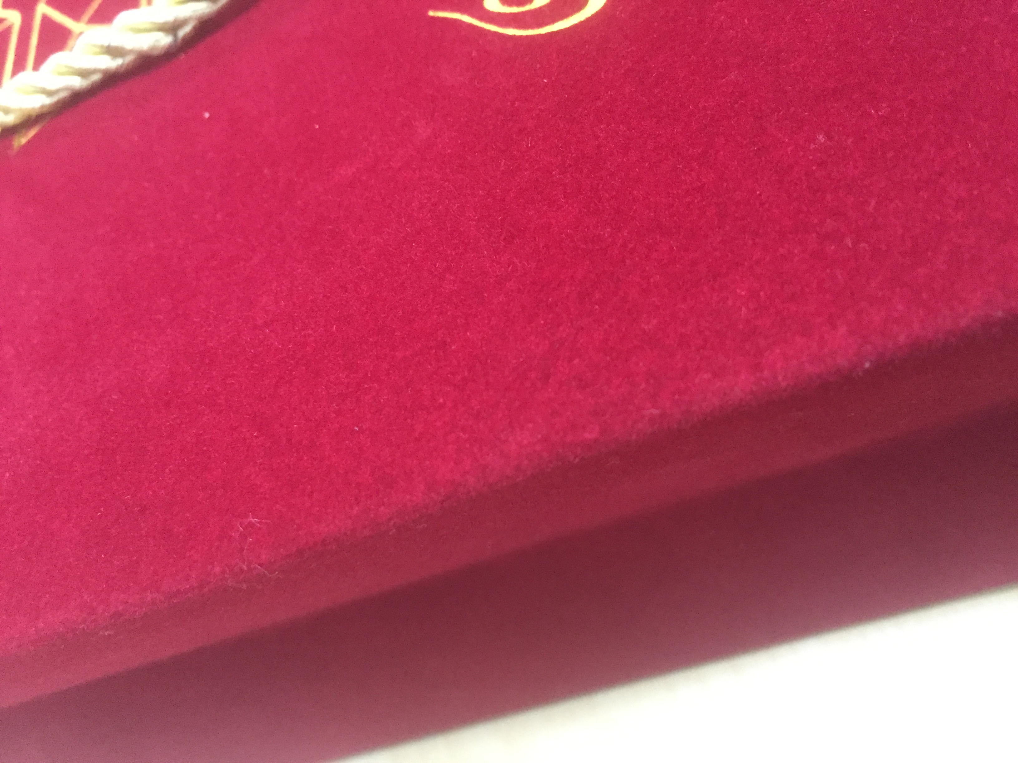 分享1個讓珠寶首飾紙袋設計變高檔的方法 分享1個讓珠寶首飾紙袋設計變高檔的方法