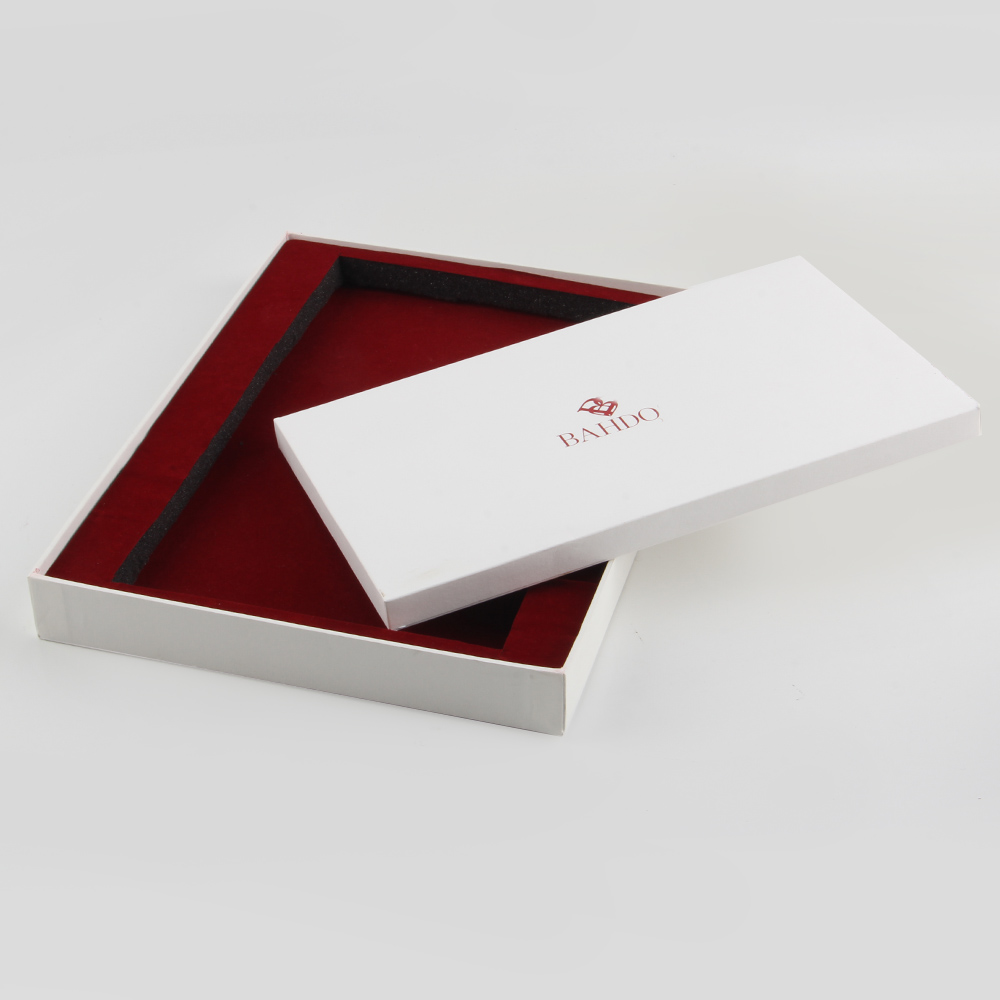 疫情期間首飾精裝盒定做盡量避免選擇復雜顏色 疫情期間首飾精裝盒定做盡量避免選擇復雜顏色